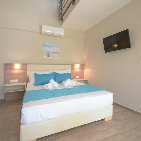 Yalos Maisonettes Tatil Evi *