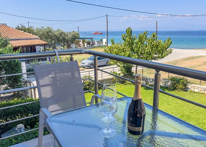 Yalos Maisonettes Case de vacanță *