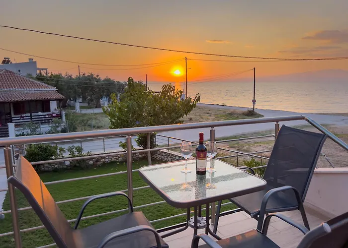 Case de vacanță Yalos Maisonettes