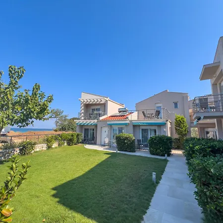 Yalos Maisonettes * סקאלה סוטירוס