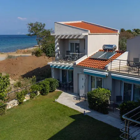 בית נופש Yalos Maisonettes