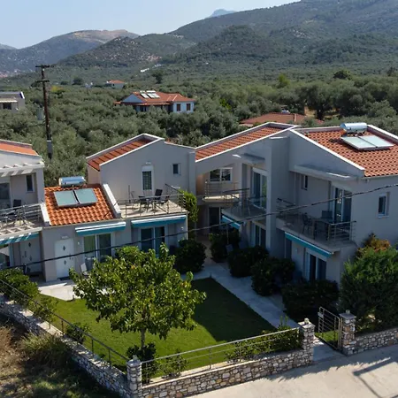 Yalos Maisonettes בית נופש סקאלה סוטירוס