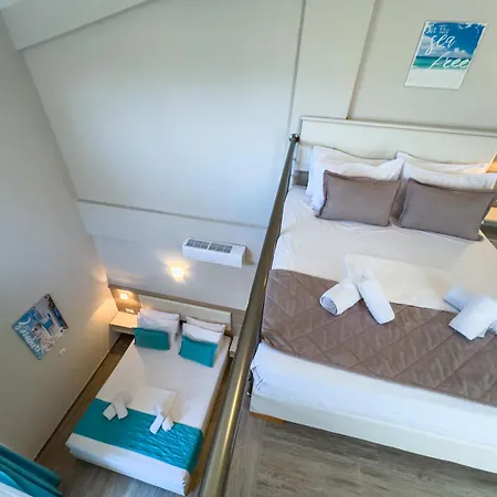 Yalos Maisonettes 펜션 스칼라소티로스