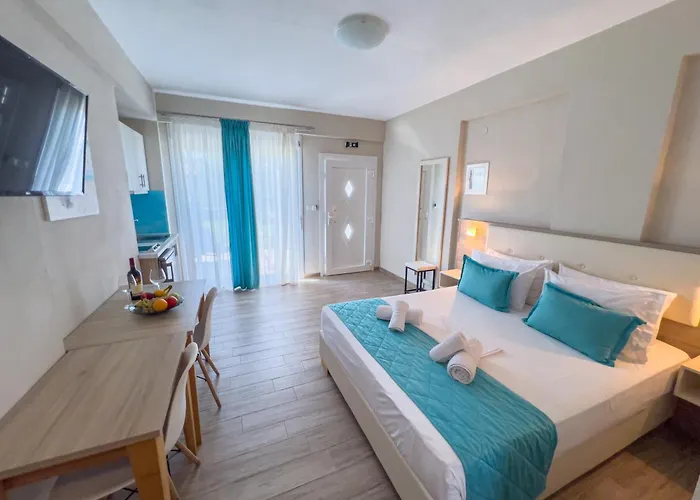 Yalos Maisonettes סקאלה סוטירוס