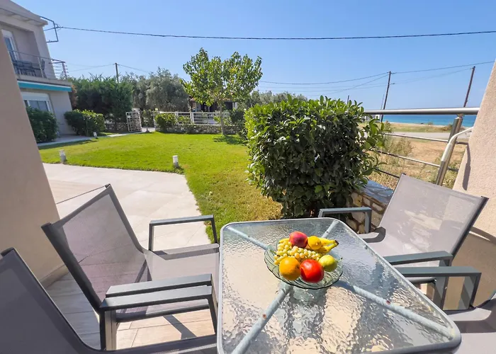 Yalos Maisonettes בית נופש